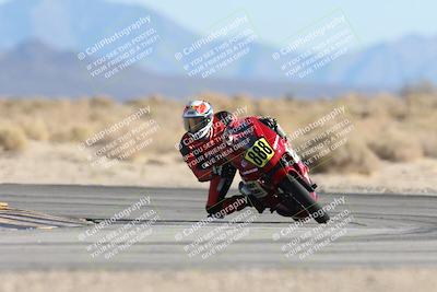 media/Dec-07-2025-CVMA (Sun) [[3e7d2de5dc]]/Race 9-Formula UL Shootout/